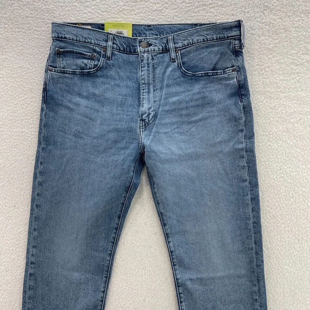 Levis levi 502
